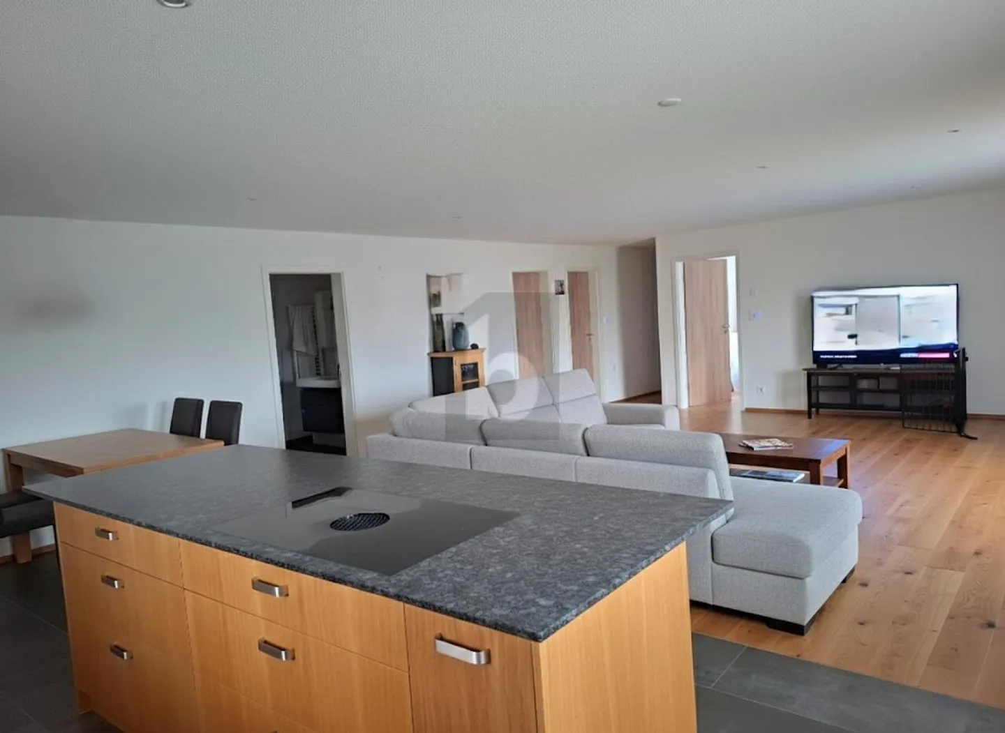 Wohnung mieten - Foto 2 von 6