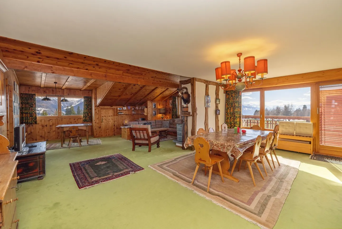 Charmant Appartement en Attique à Crans - Photo 1 sur 9