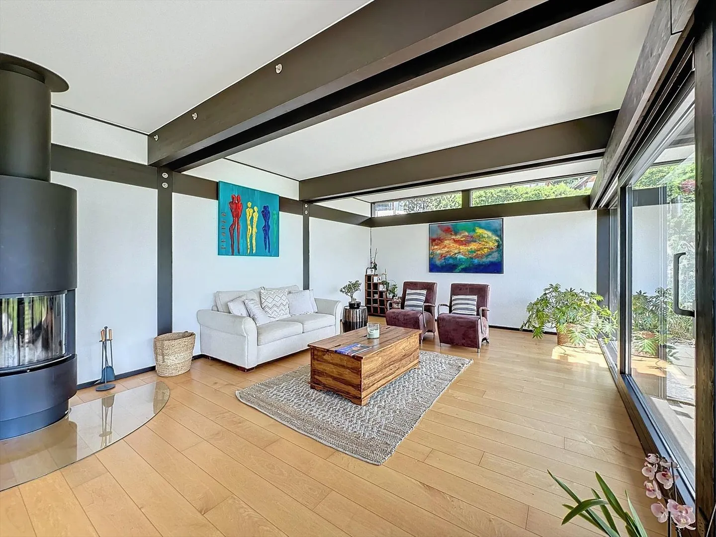 Beautiful Huf House with a lovely view of the lake and mountains - Photo 8 of 13