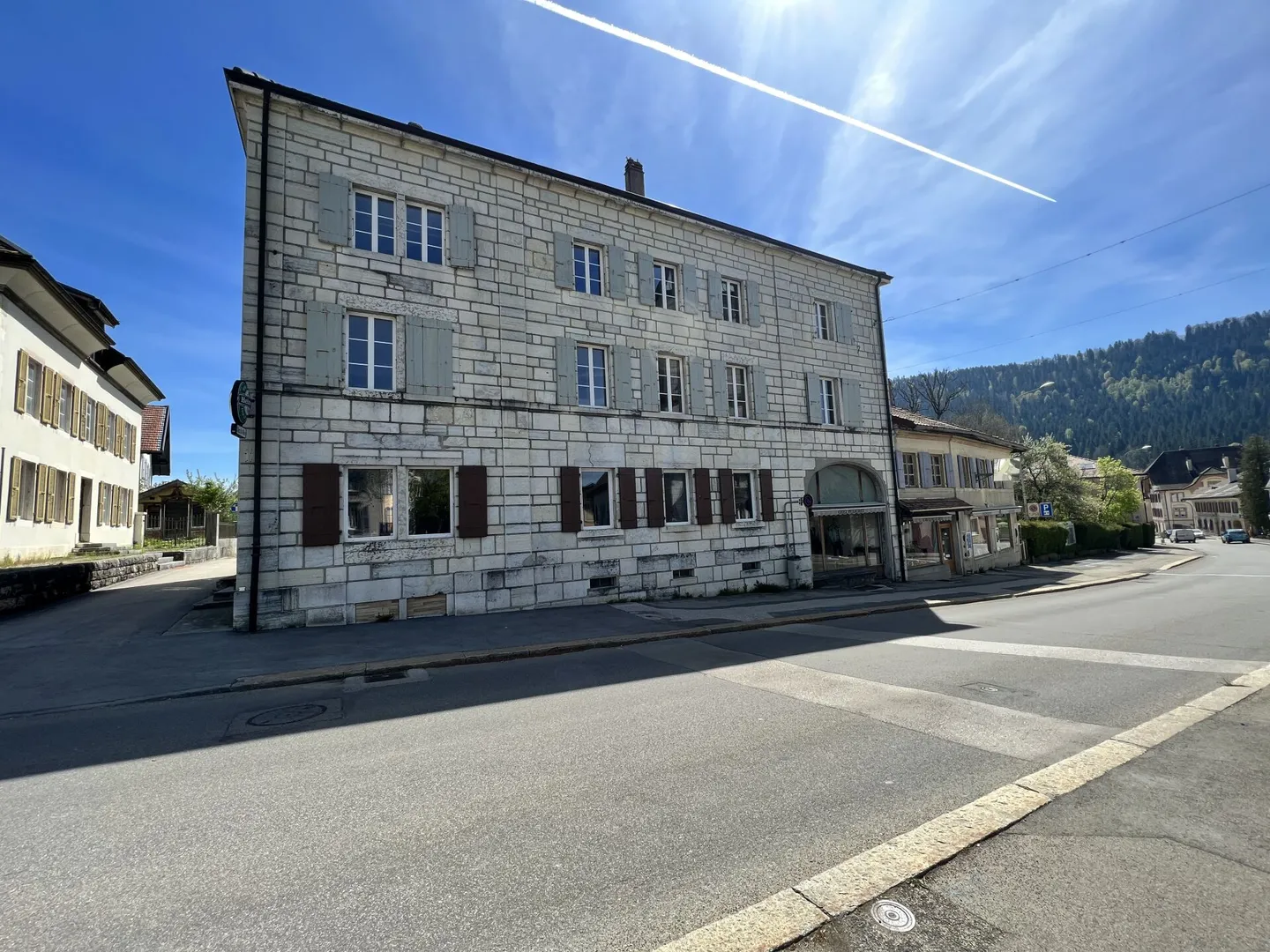 Superbo edificio con un ottimo rendimento - Foto 11 di 15