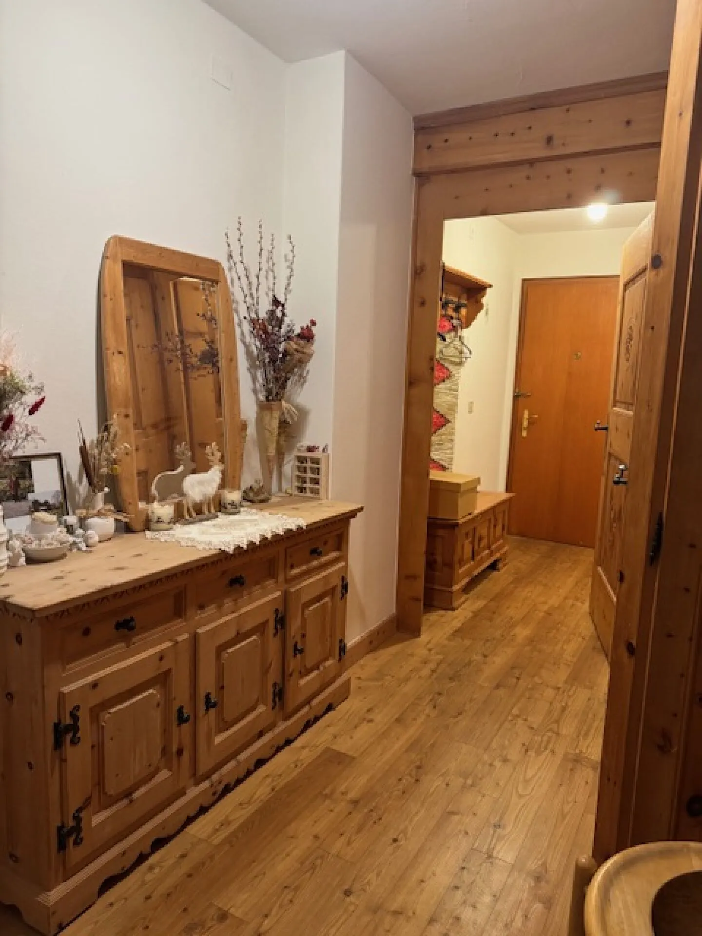 Charming Apartment in St. Moritz - Photo 5 of 14