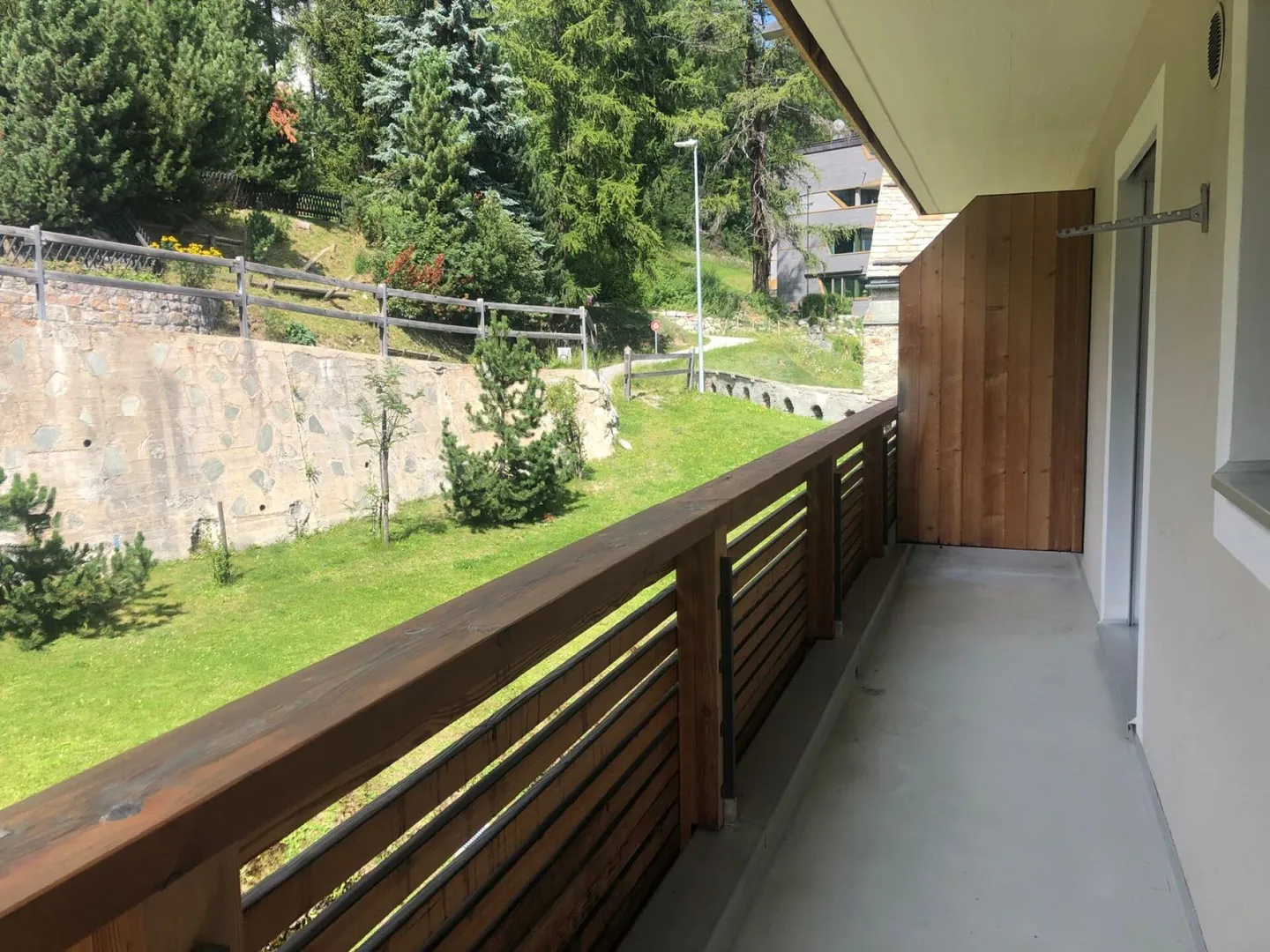 Charming Apartment in St. Moritz - Photo 12 of 14