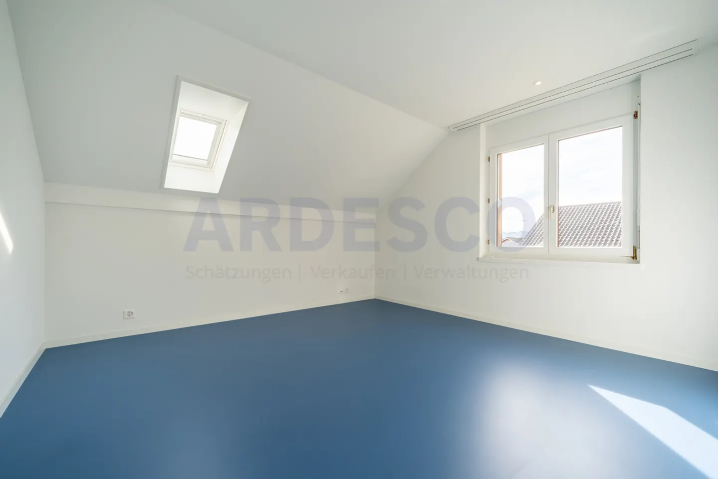 Appartement élégant avec terrasse - Photo 6 sur 13