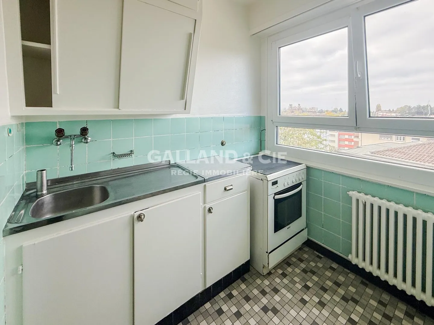 Appartamento 4 locali - Foto 2 di 8