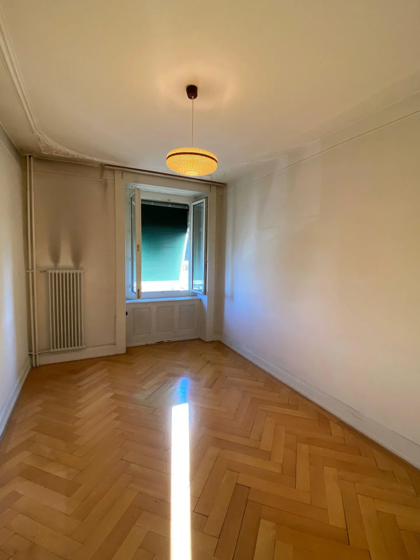Condo for sale, Rue Numa-Droz 161, 2300 La Chaux-de-Fonds, Switzerland, in La Chaux-de-Fonds, Switzerland - Photo 3 of 11