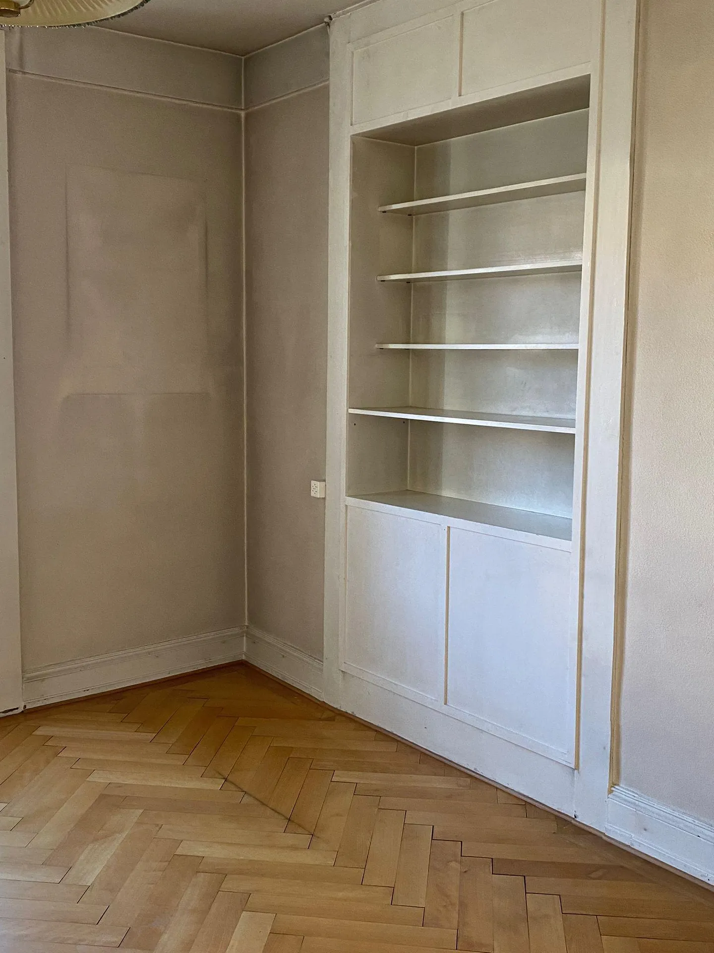 Condo for sale, Rue Numa-Droz 161, 2300 La Chaux-de-Fonds, Switzerland, in La Chaux-de-Fonds, Switzerland - Photo 4 of 11