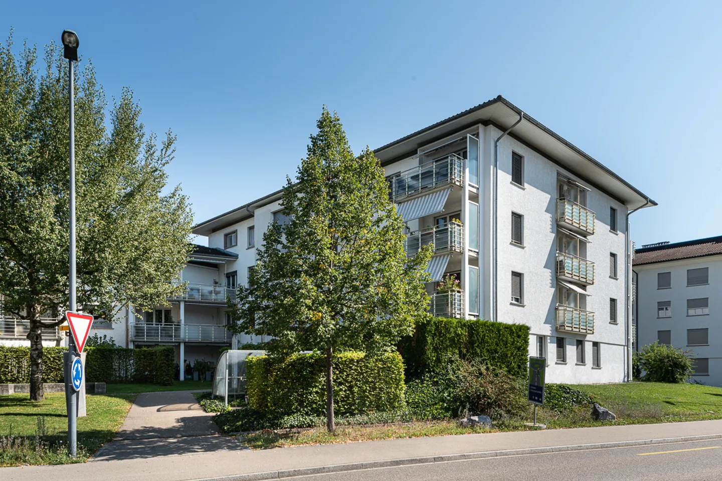 Appartamento moderno di 3 locali a Uster - Foto 1 di 9
