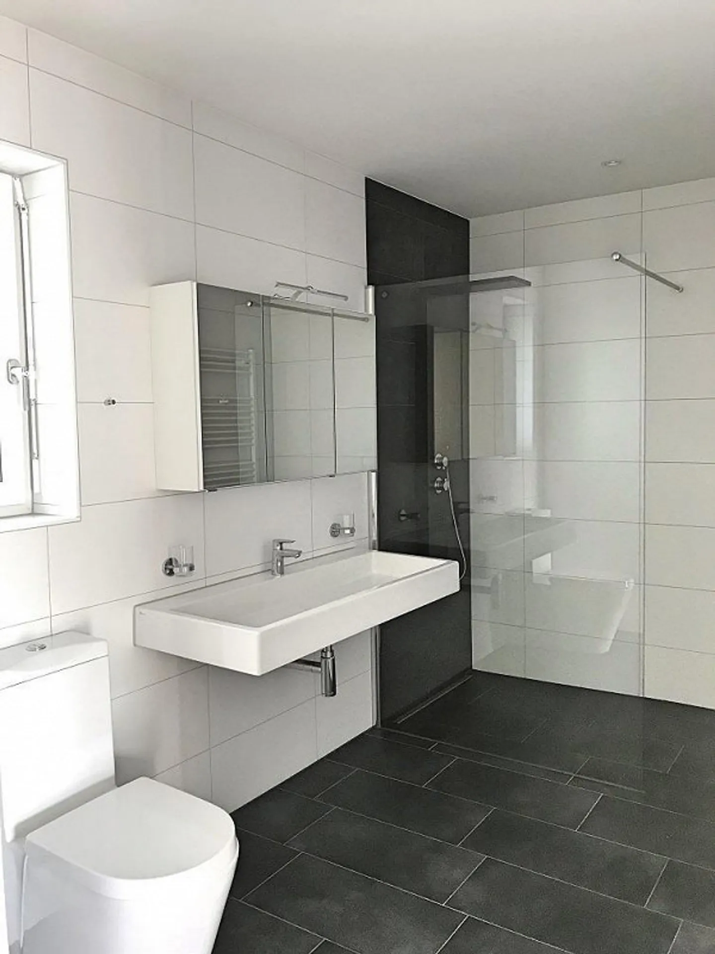 2 1/2-Zimmer-Wohnung mit schönem Sitzplatz - Foto 5 von 6