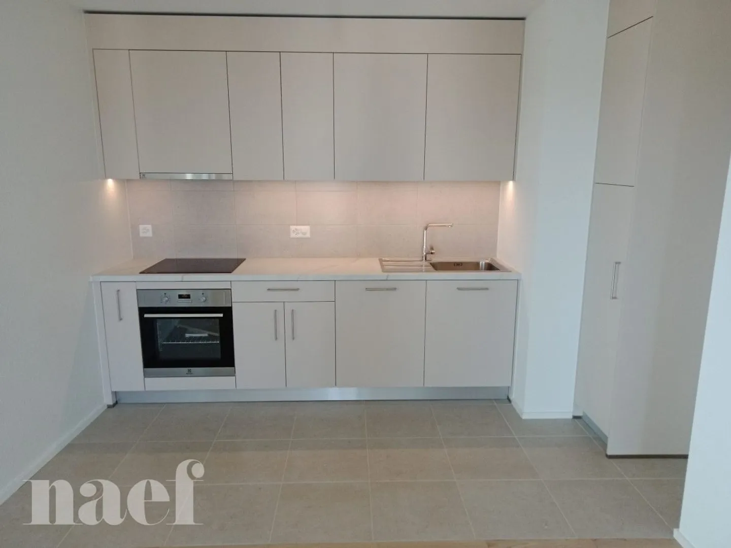 Charmant appartement 4 pièces - Photo 2 sur 7