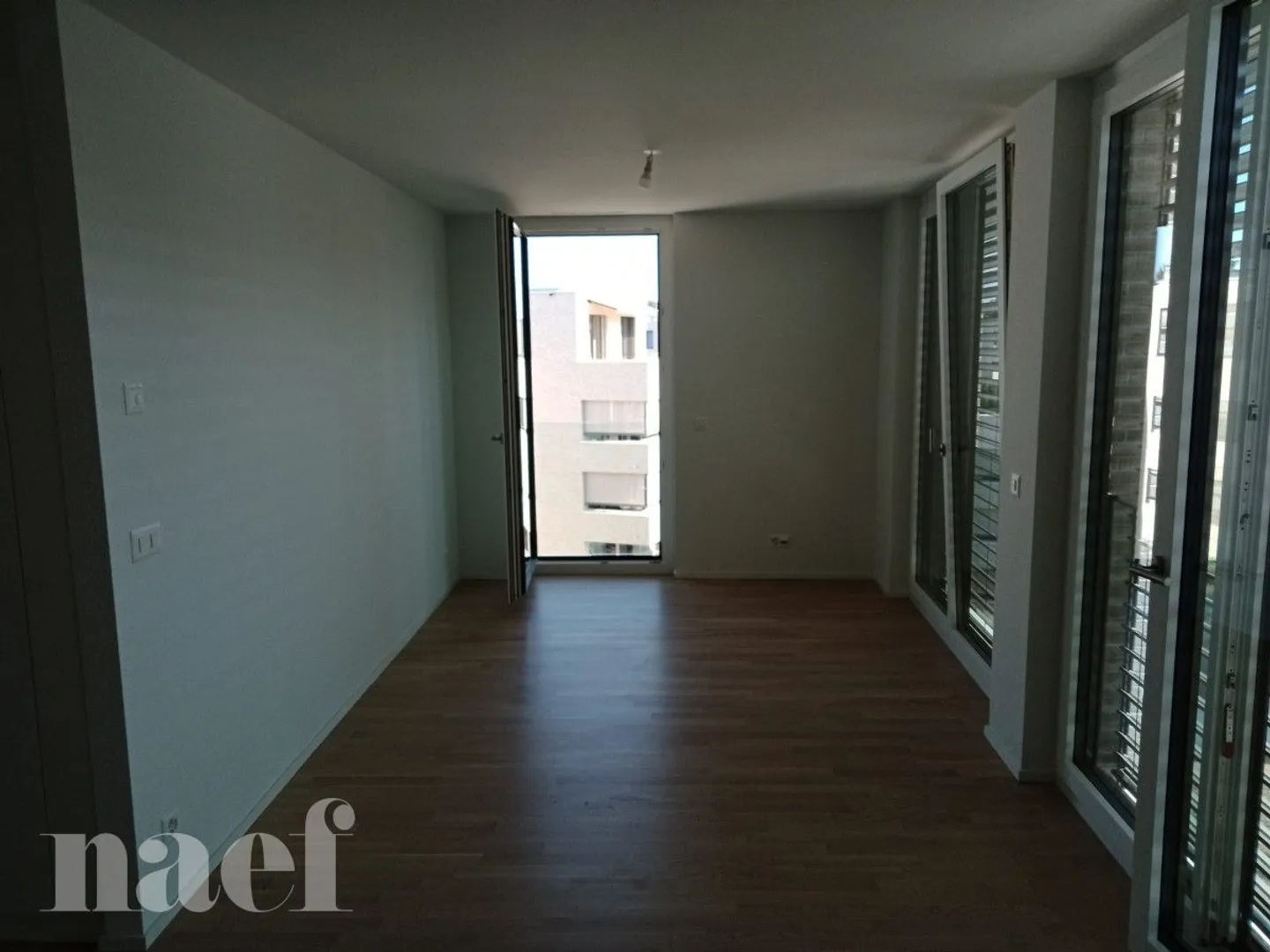 Charmant appartement 4 pièces - Photo 4 sur 7