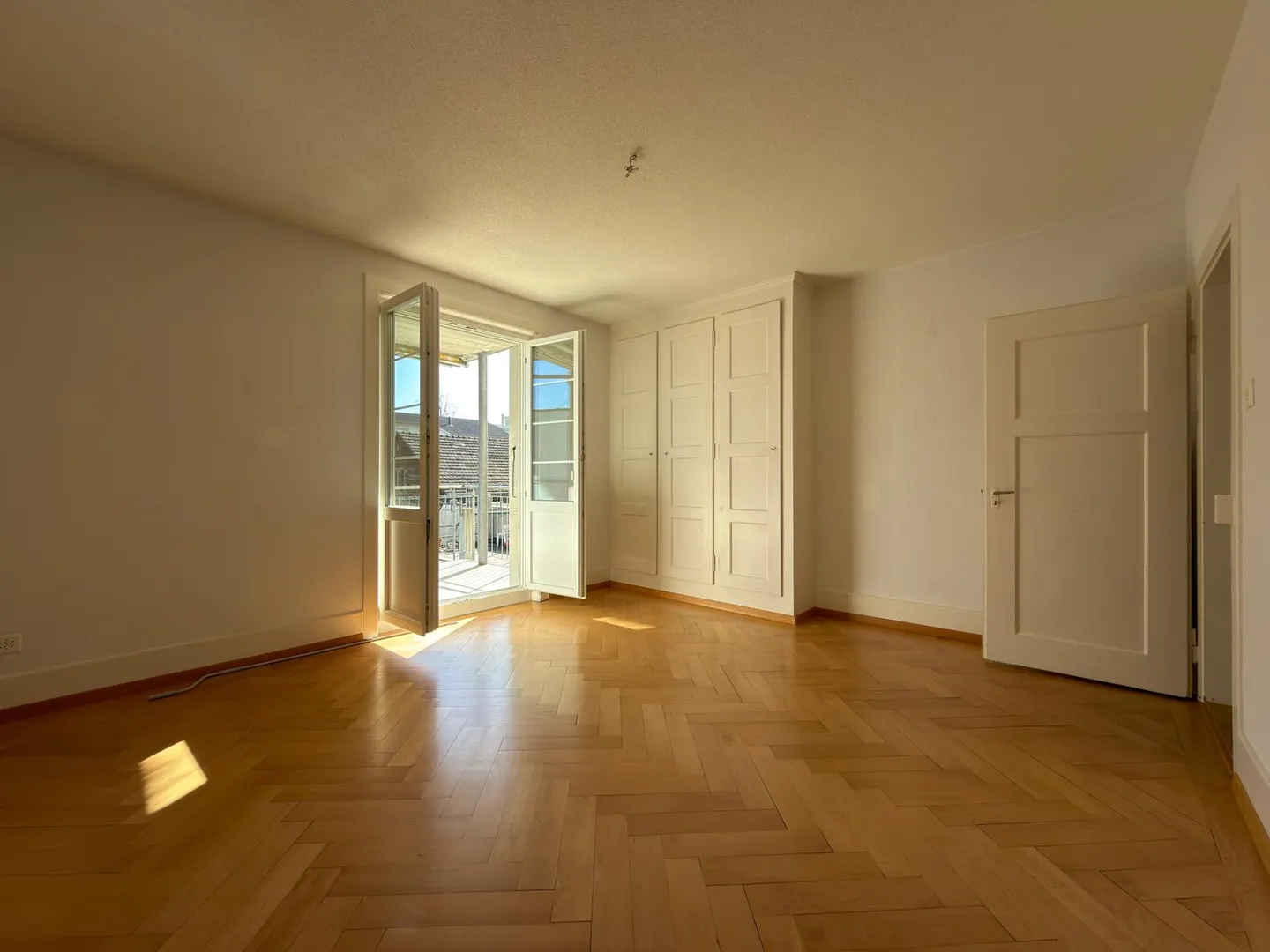 3.5-room apartment in a quiet neighborhood - Photo 2 of 8