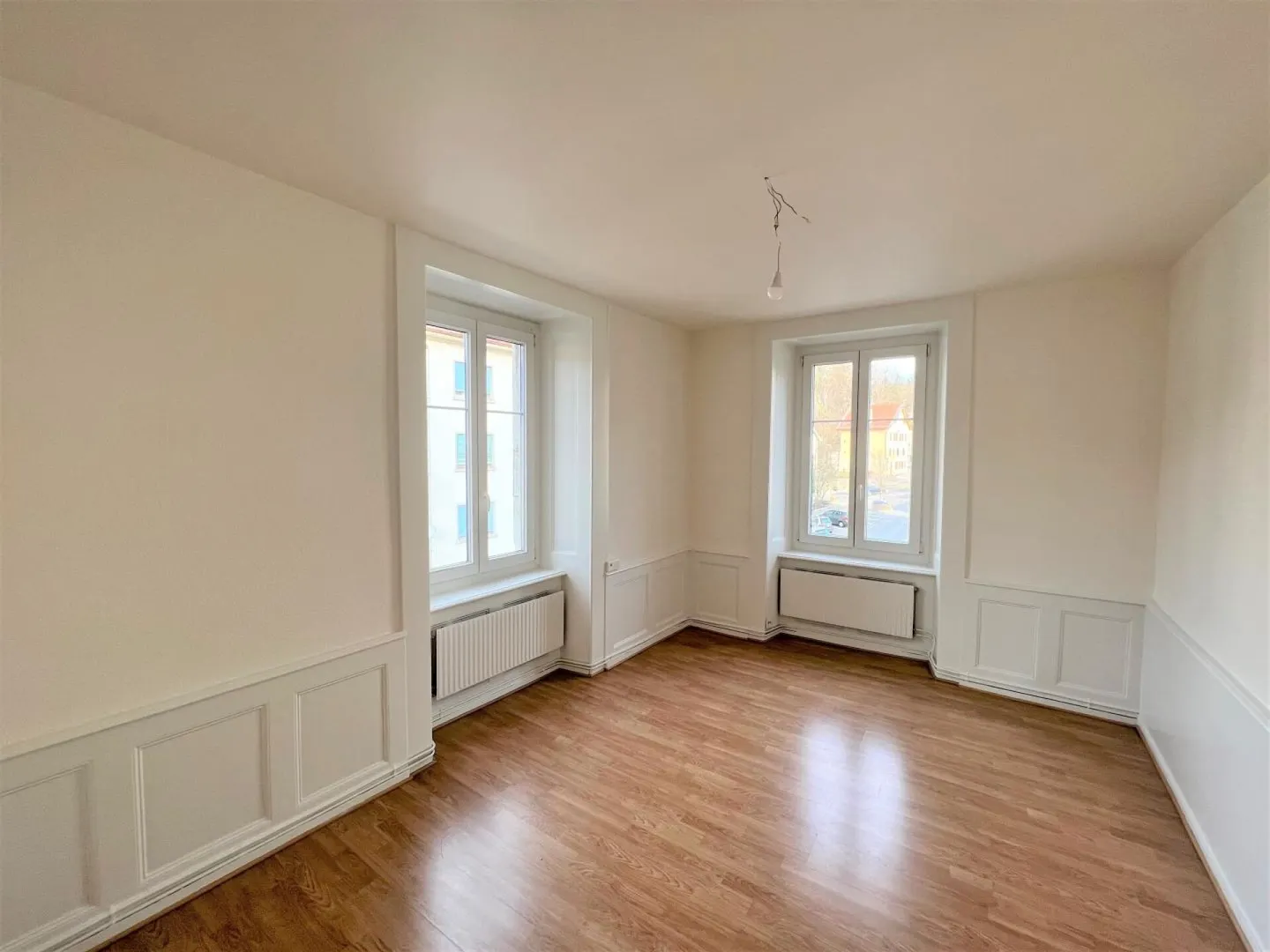 Appartamento 2.5 locali a Locle - Foto 2 di 4