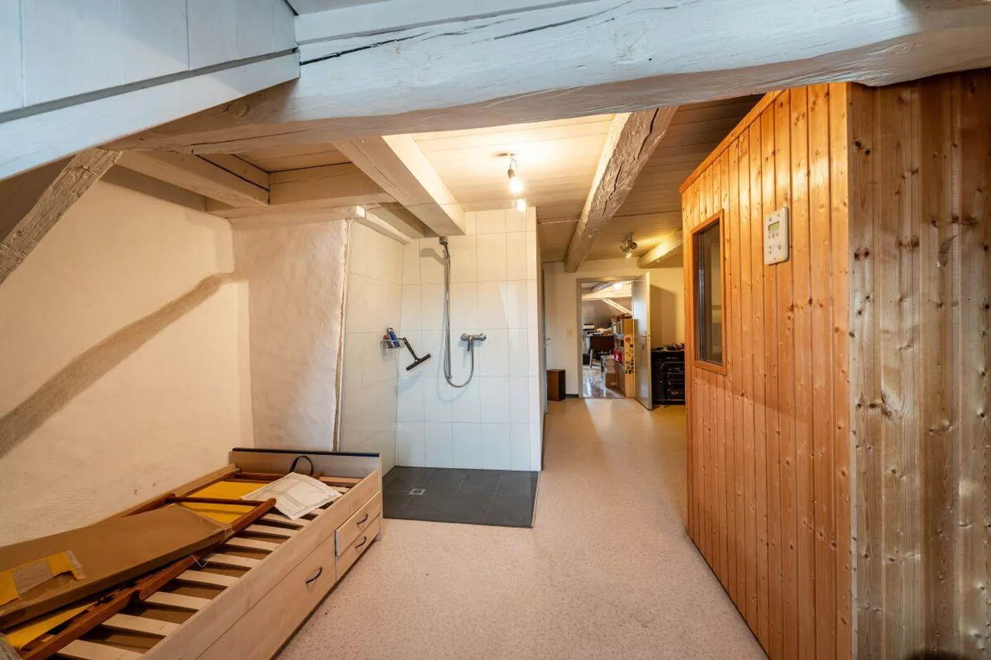 Appartement spacieux de 6 pièces dans la vieille ville de Schaffhouse, 217m2 - Photo 10 sur 11