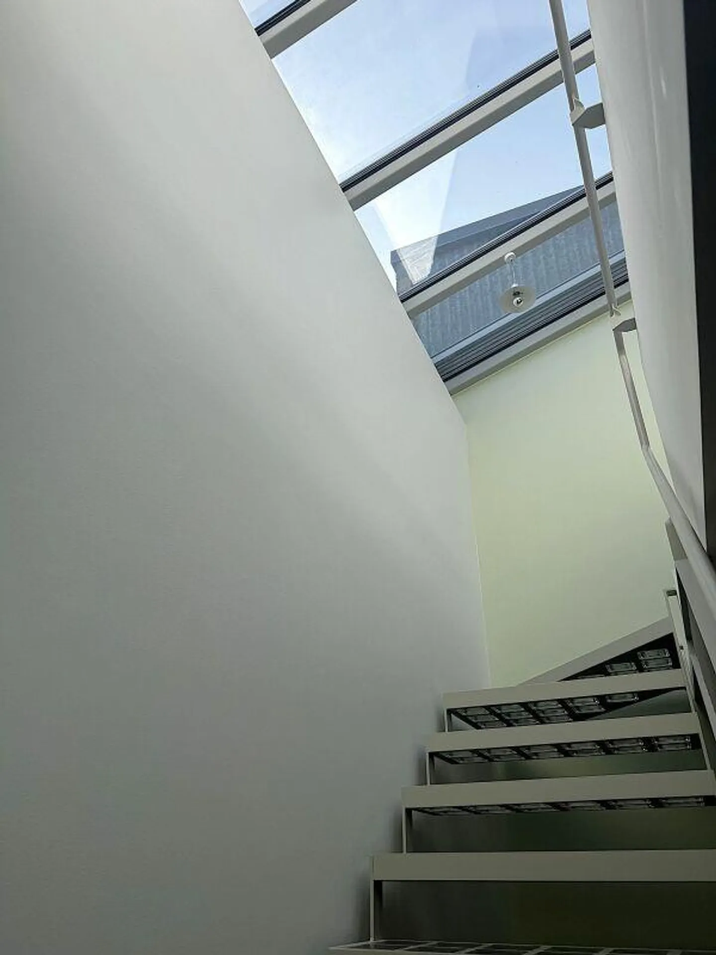 Zeitlose Architektur trifft auf überraschende Wohnqualität - Photo 18 sur 28