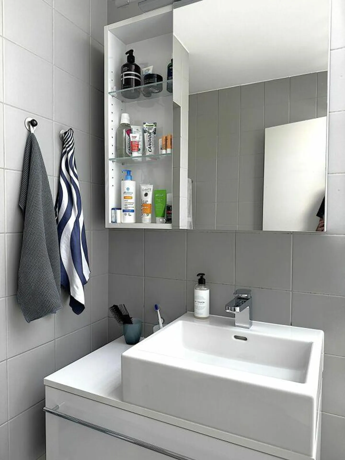 Zeitlose Architektur trifft auf überraschende Wohnqualität - Photo 19 sur 28