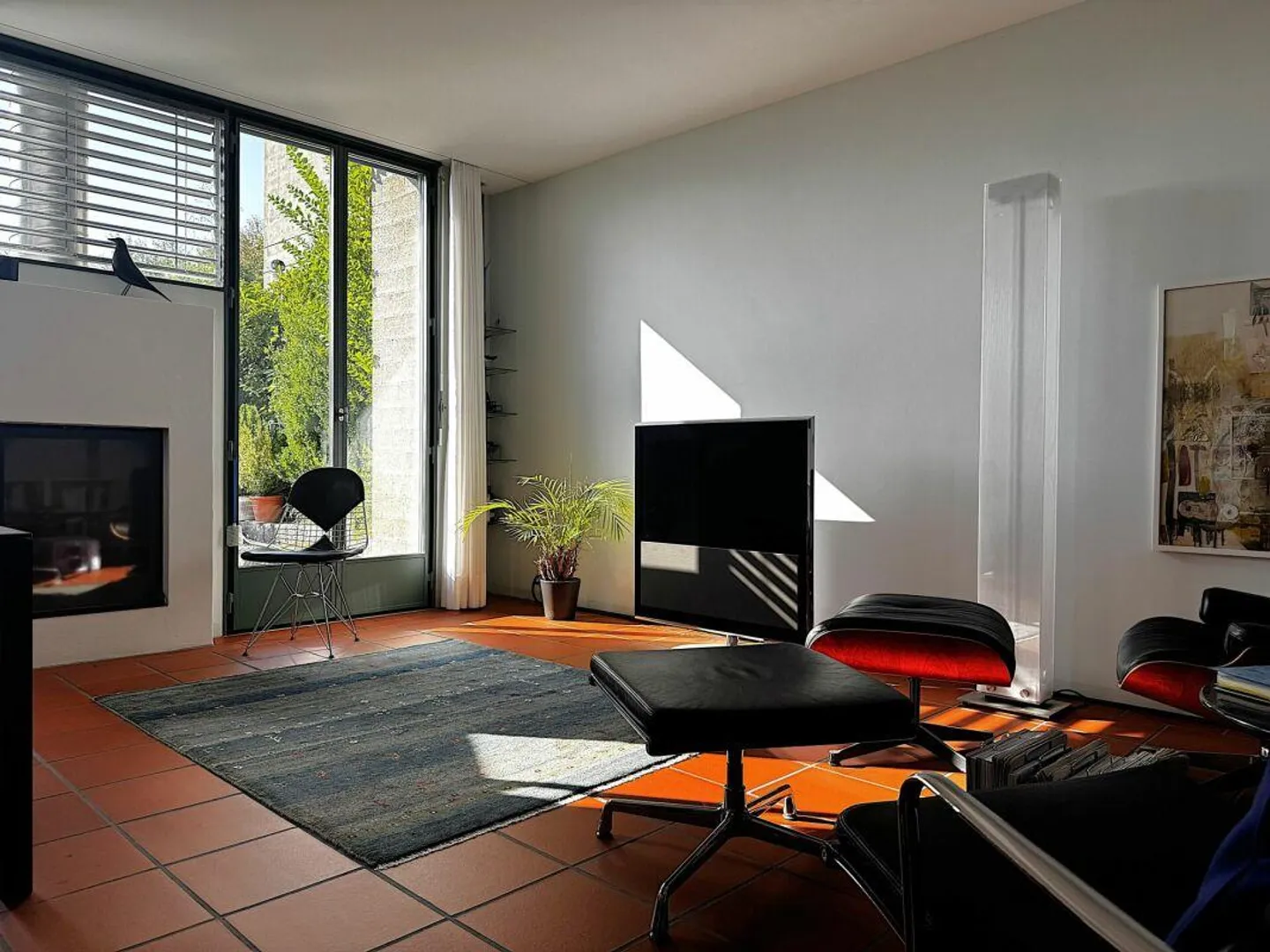 Zeitlose Architektur trifft auf überraschende Wohnqualität - Photo 1 sur 28