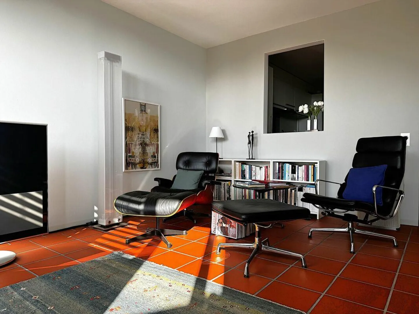 Zeitlose Architektur trifft auf überraschende Wohnqualität - Photo 2 sur 28