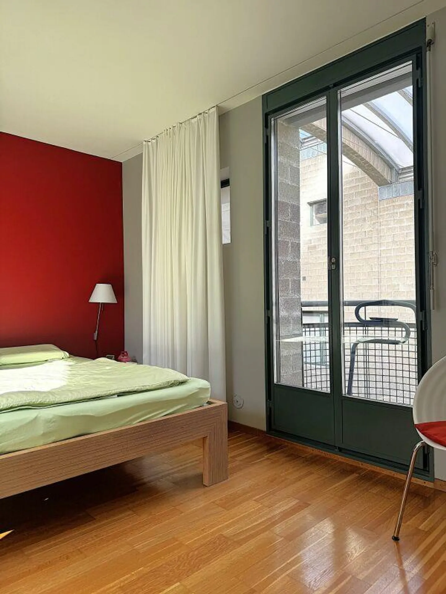 Zeitlose Architektur trifft auf überraschende Wohnqualität - Photo 23 sur 28