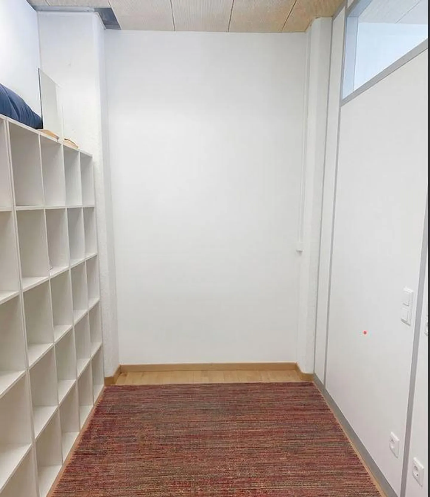 Espace commercial lumineux (50 m²) à Weisslingen - Photo 3 sur 5