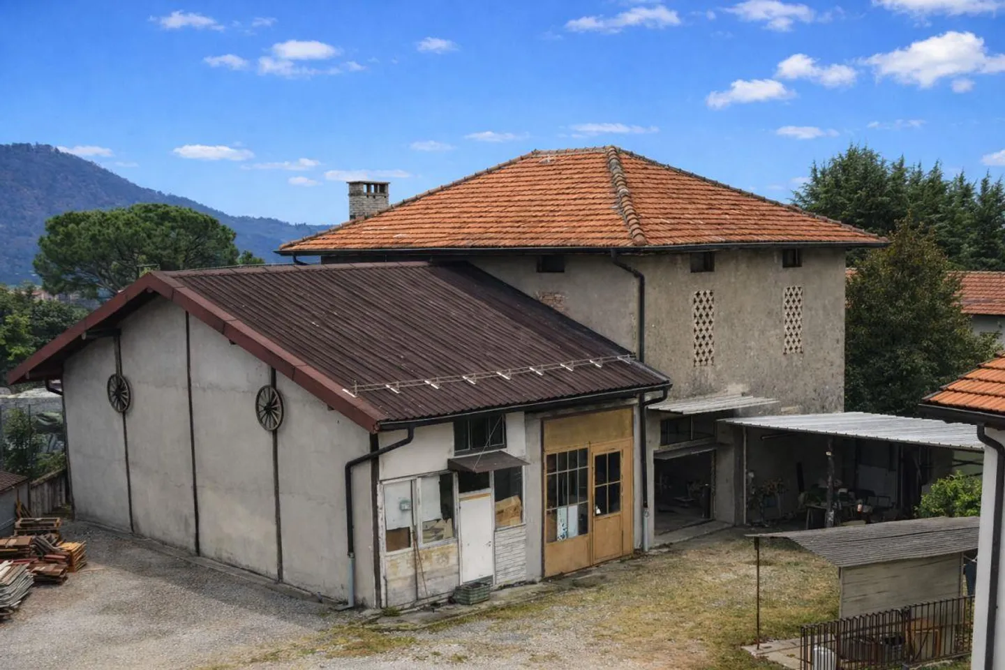 Einfamilienhaus mit Rustico, großem Garten und privatem Platz - Foto 5 von 25