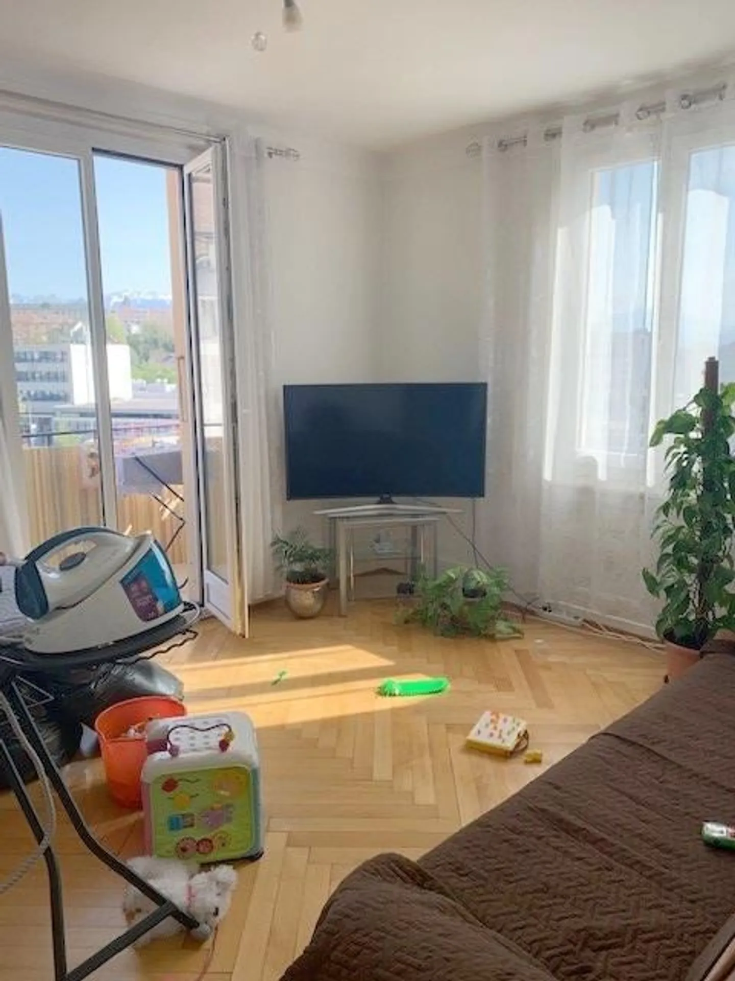 Grande Appartamento Vicino al Centro Città! - Foto 4 di 5