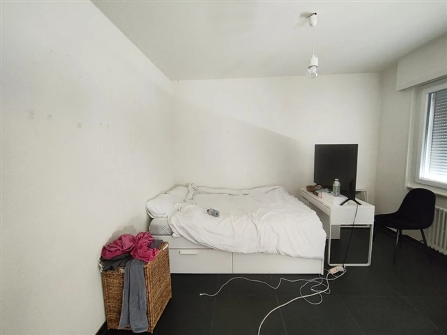 «Wunderschönes, neu renoviertes Atelier» - Foto 1 von 3