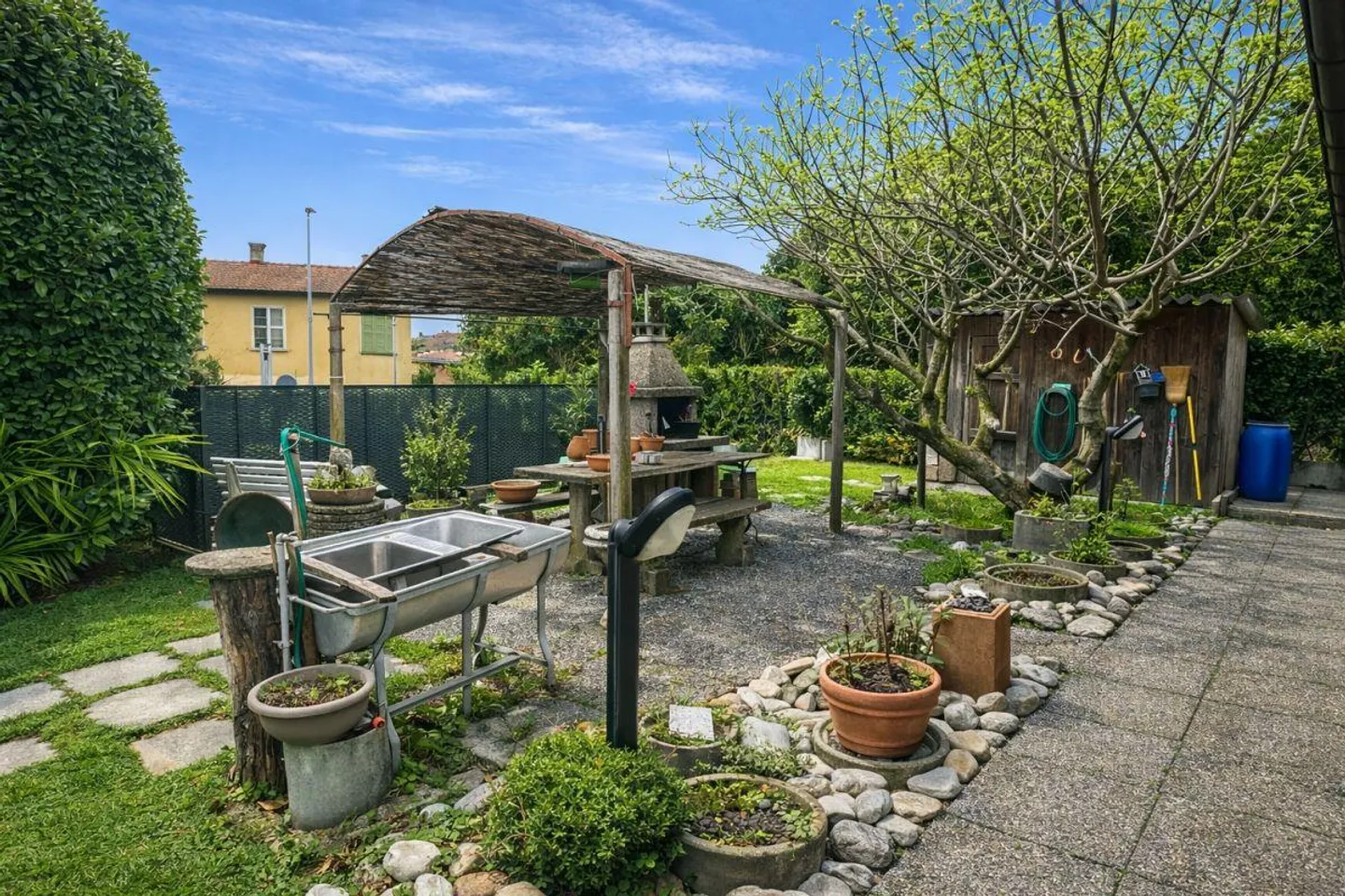 Einfamilienhaus mit Rustico, großem Garten und privatem Platz - Foto 24 von 25