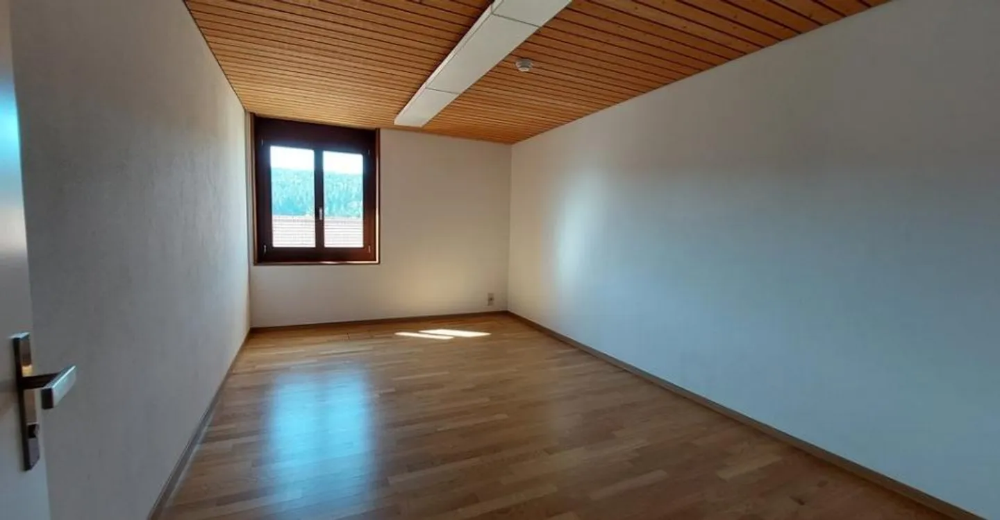 Large office on the 4th floor of 182m2 - Photo 6 of 9