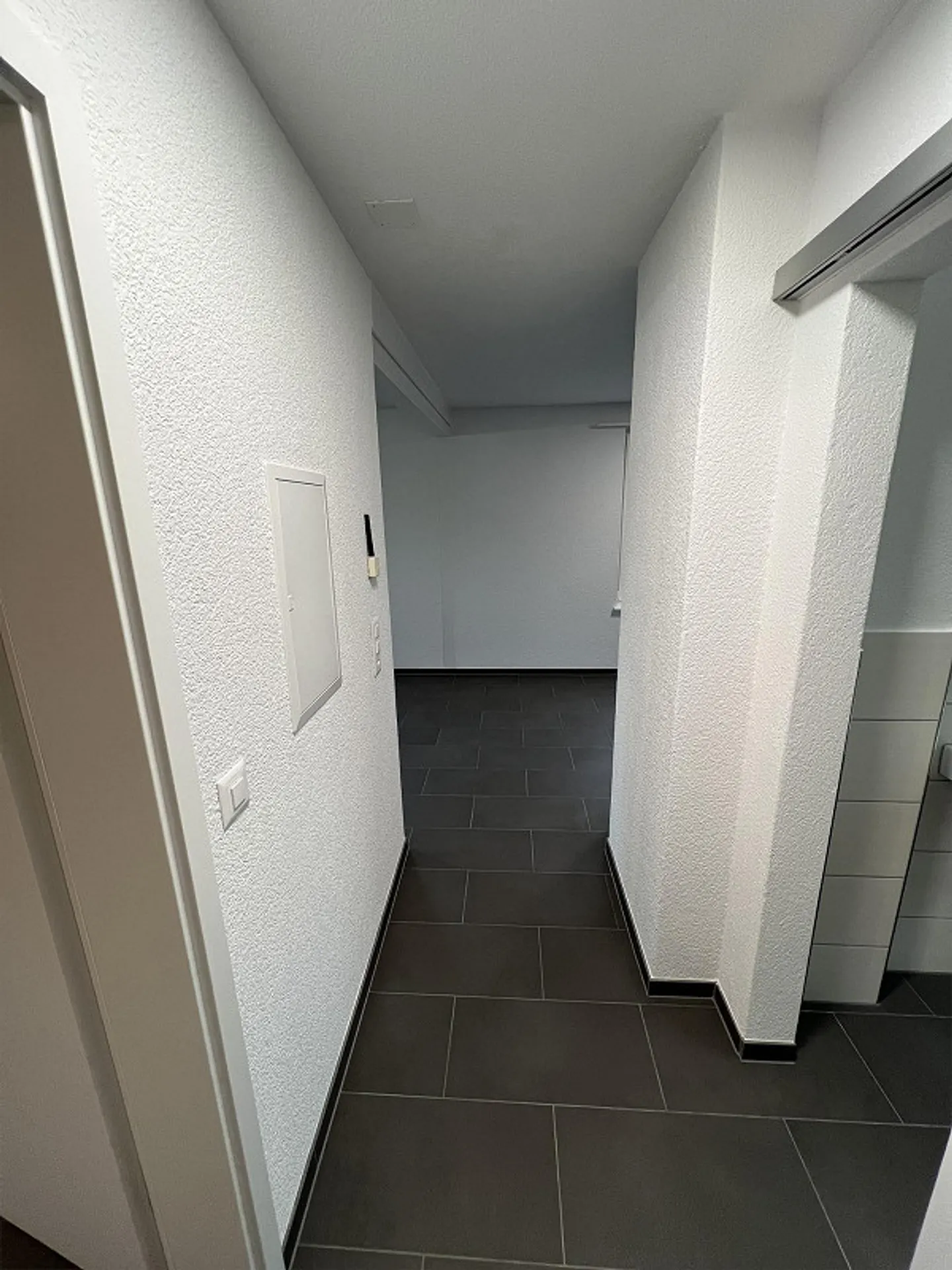 2.5 Room Apartment - Photo 6 of 6
