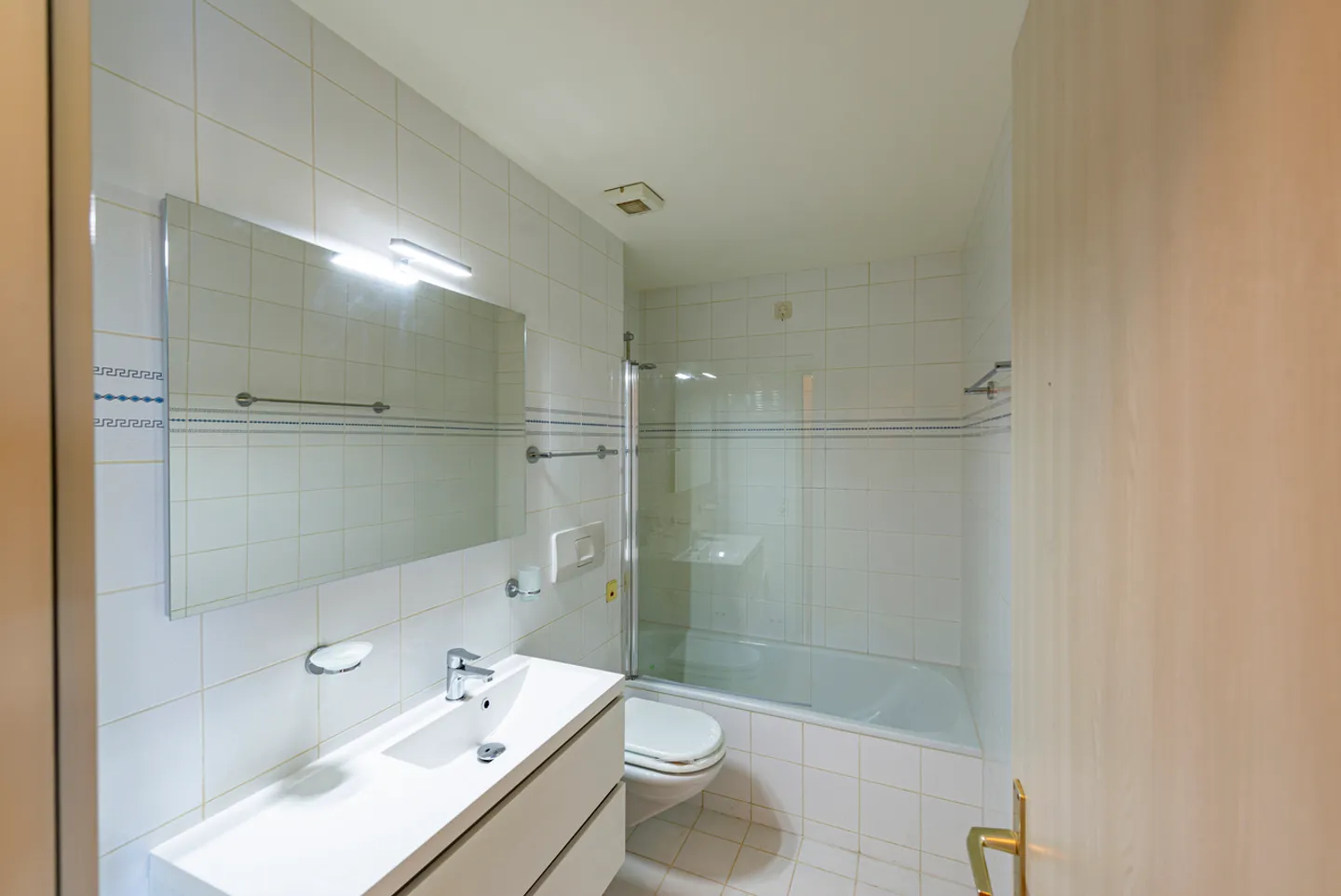 Quiet Apartment in Massagno - Photo 10 of 11