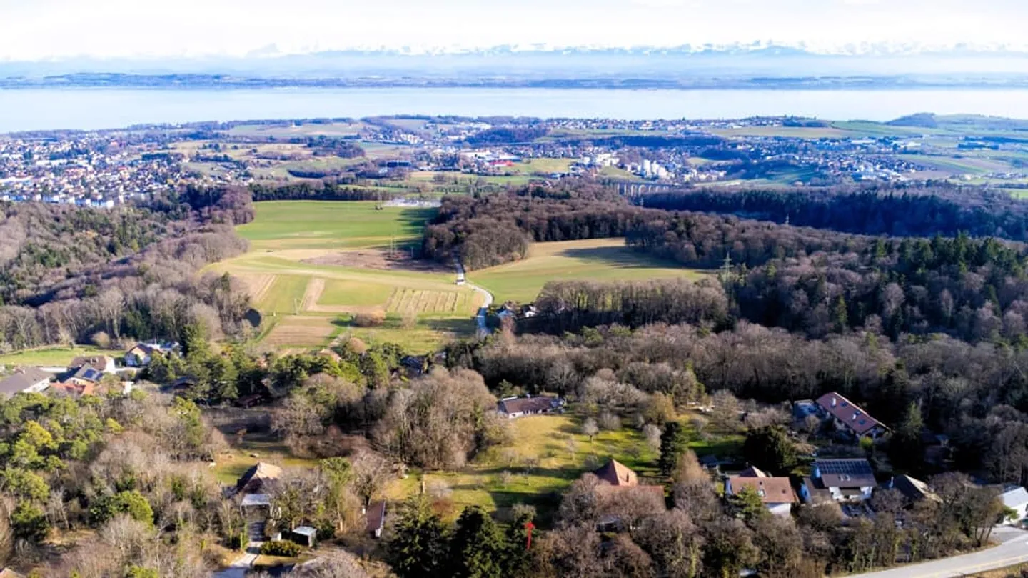 Magnifique parcelle constructible de 3'383 m² située à Chambrelien - Foto 7 di 7
