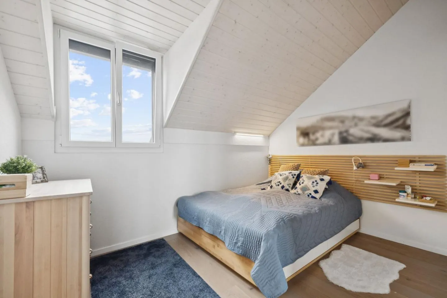 Magnificent 4.5-room penthouse in the village center - Photo 4 of 10