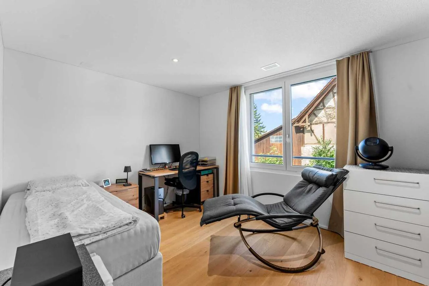 Moderne 4.5-Zimmerwohnung mit Minergie-Standard in Hägglingen - Foto 9 von 13