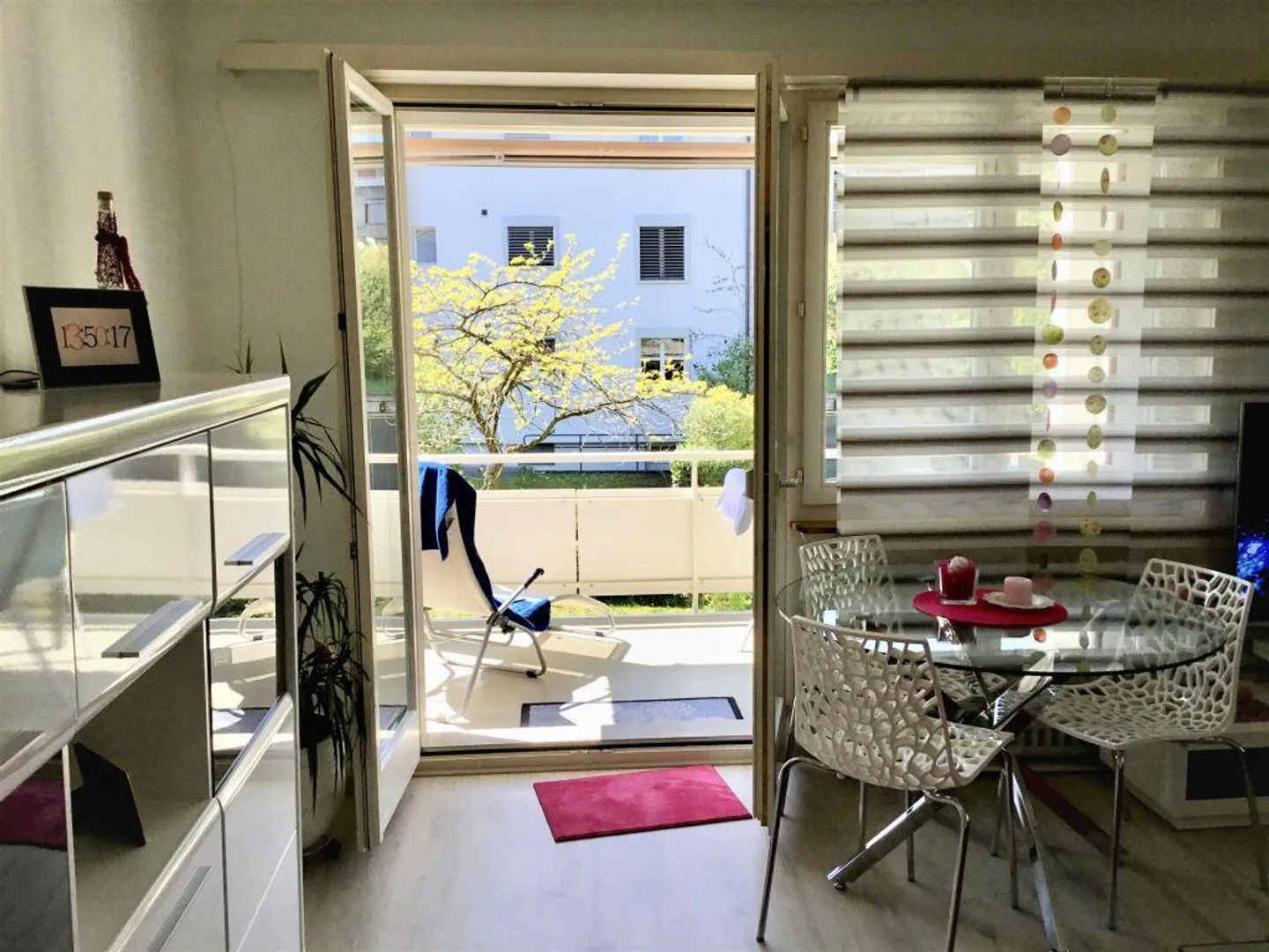 Attractive 3-room apartment in the green - Photo 5 of 10