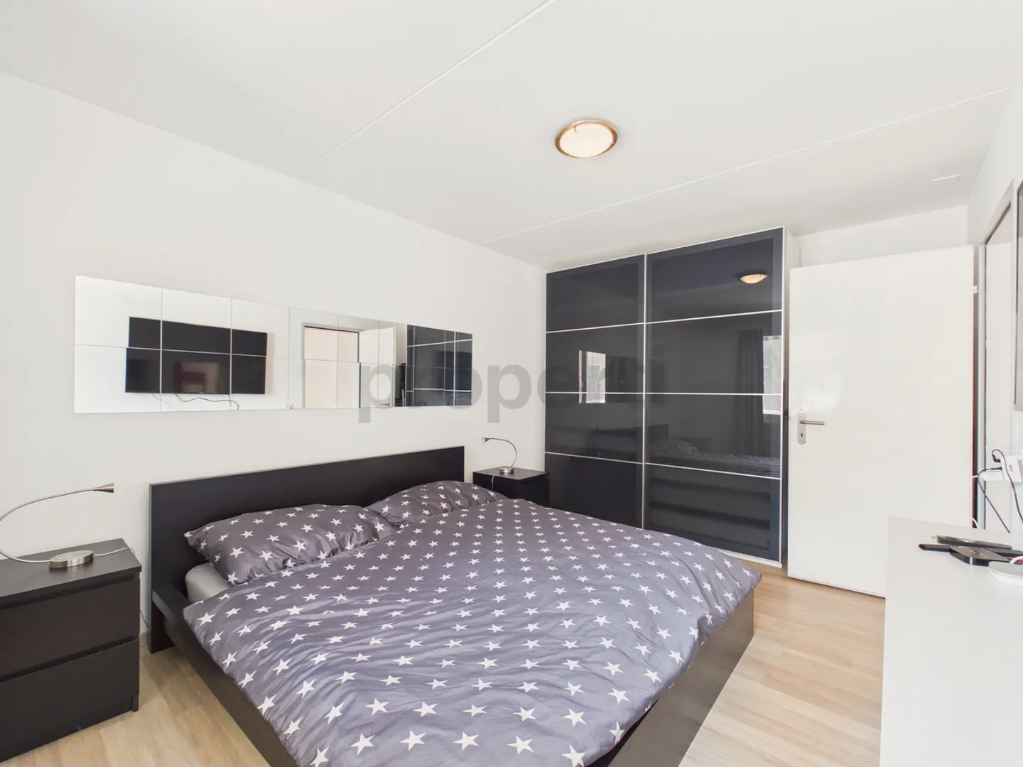 Appartement lumineux de 2,5 pièces meublé avec balcon, Murg - Photo 7 sur 10