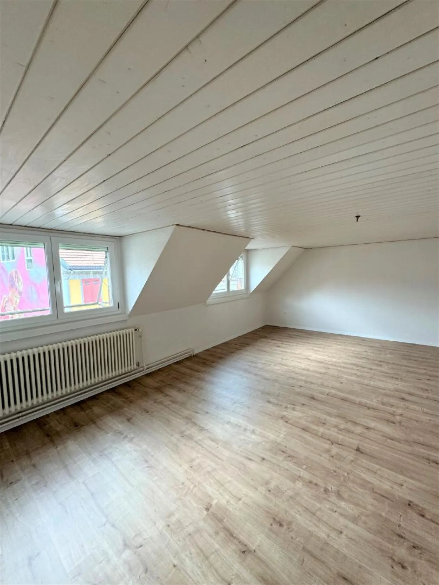 Appartement 4 pièces rénové au Locle - Photo 3 sur 5