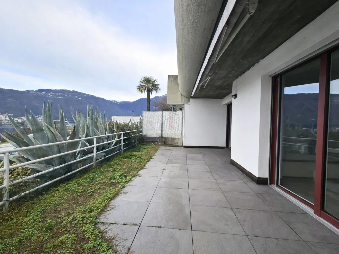 Lake View, Exclusive Two-Room Apartment - Photo 9 of 9