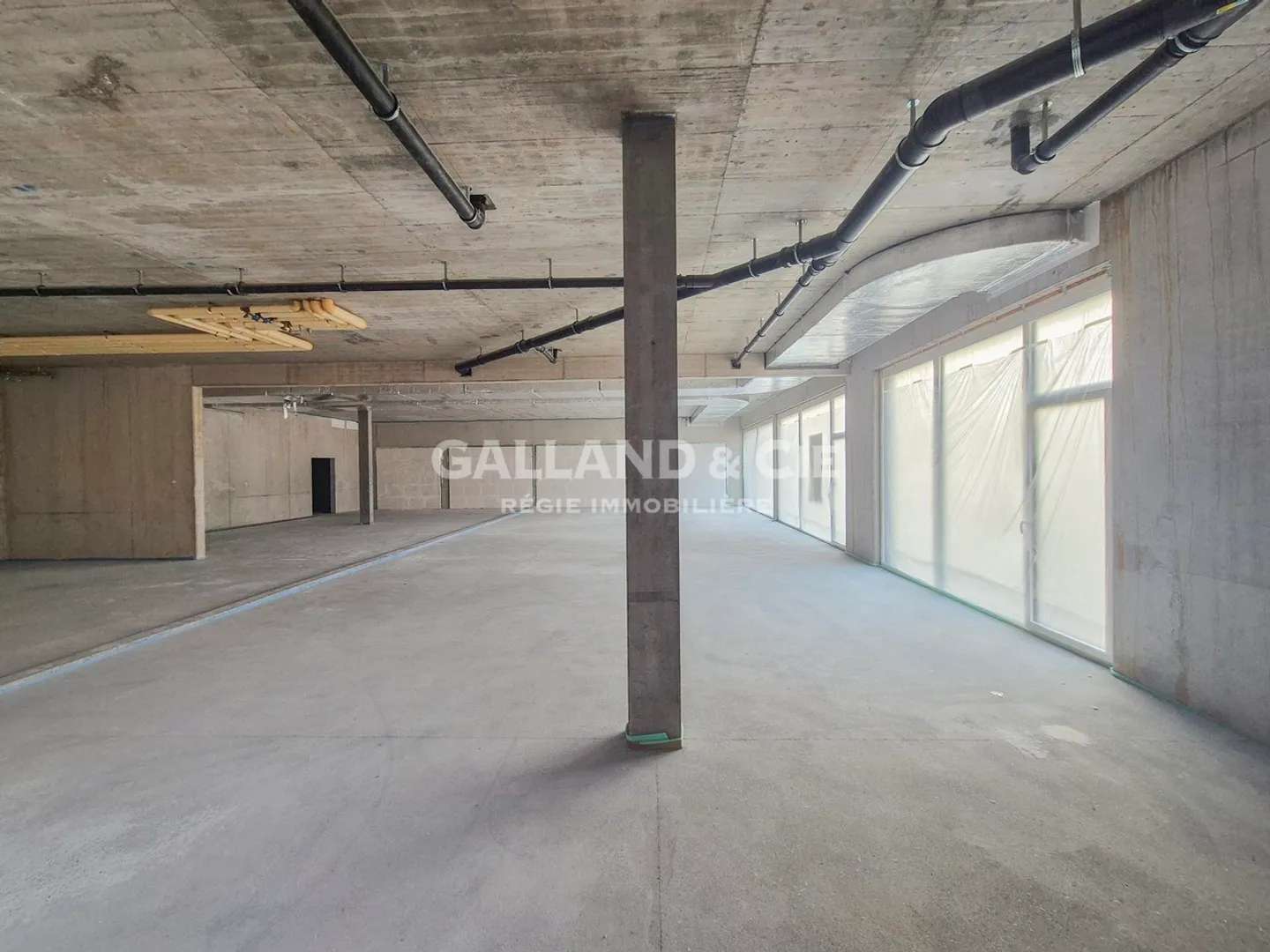 Commerce - Photo 3 of 6