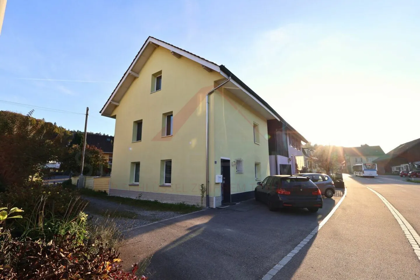 Maison individuelle à Ammerswil près de Lenzburg - charmante, située au calme et avec un potentiel de développement - Photo 1 sur 22