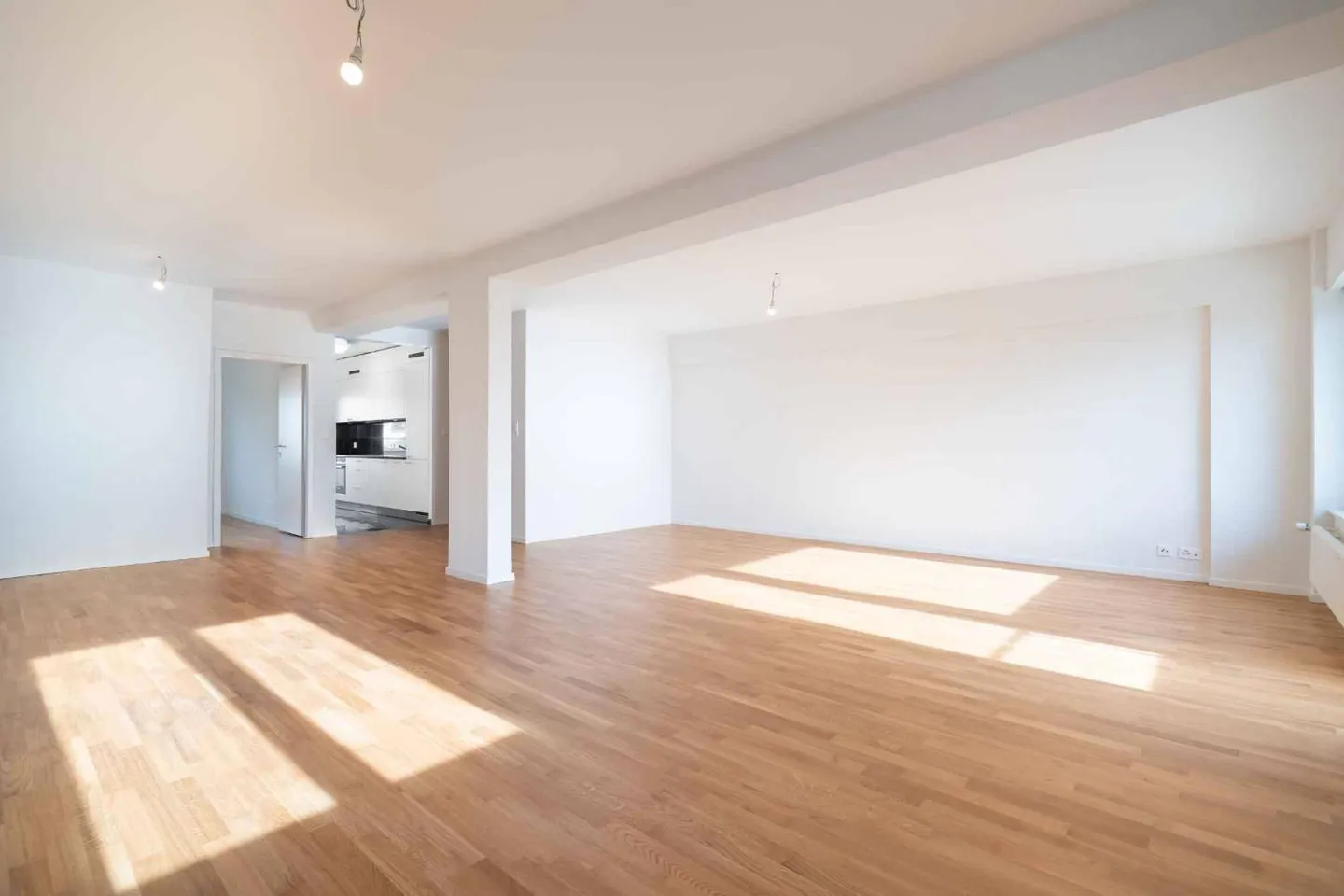 NEU! Wunderschöne 4,5-Zimmer-Wohnung von 138m2 mit Seeblick - Foto 2 von 13