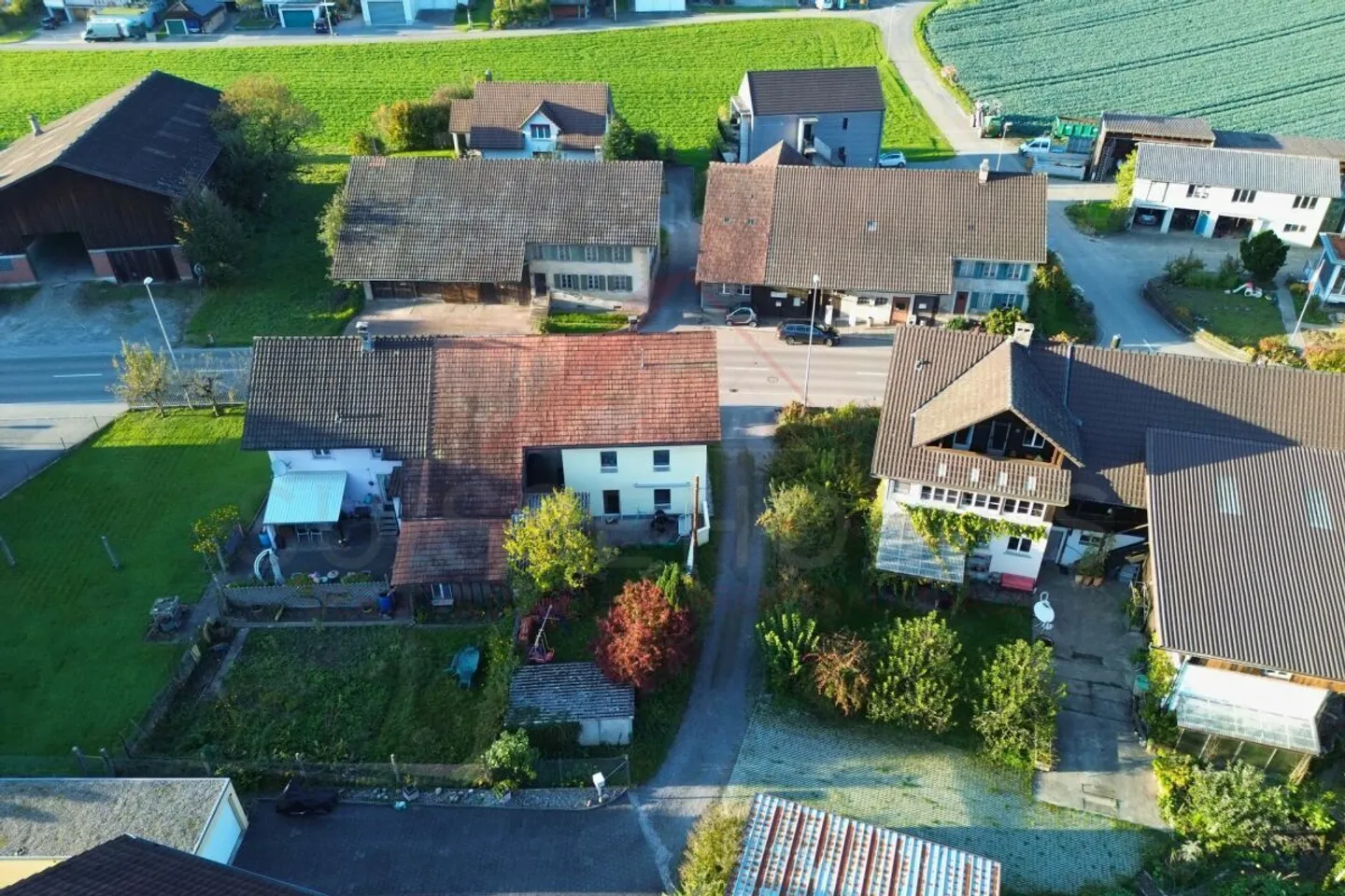 Maison individuelle à Ammerswil près de Lenzburg - charmante, située au calme et avec un potentiel de développement - Photo 19 sur 22