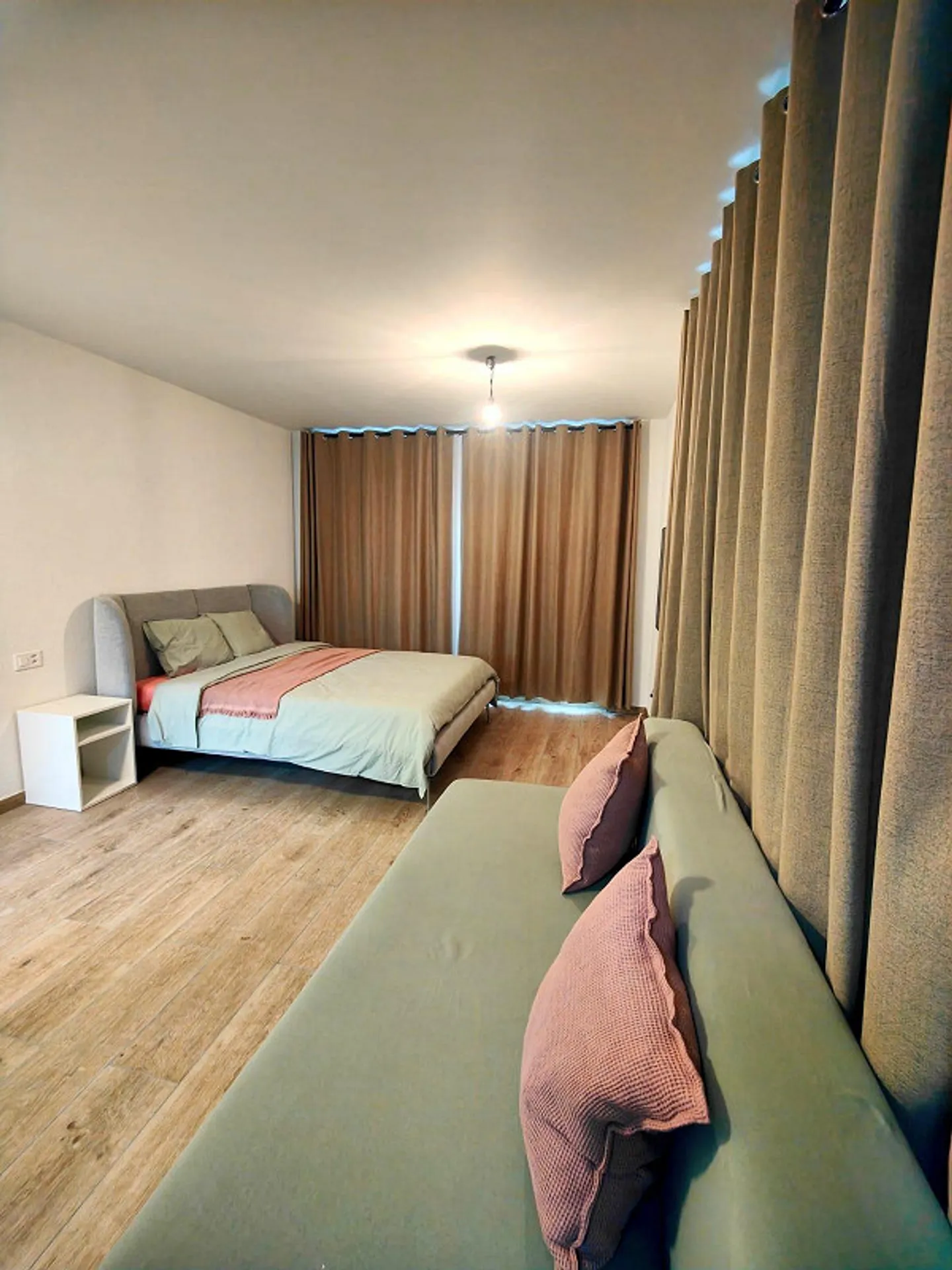 Neues möbliertes Studio im Zentrum von Steffisburg - Foto 1 von 5