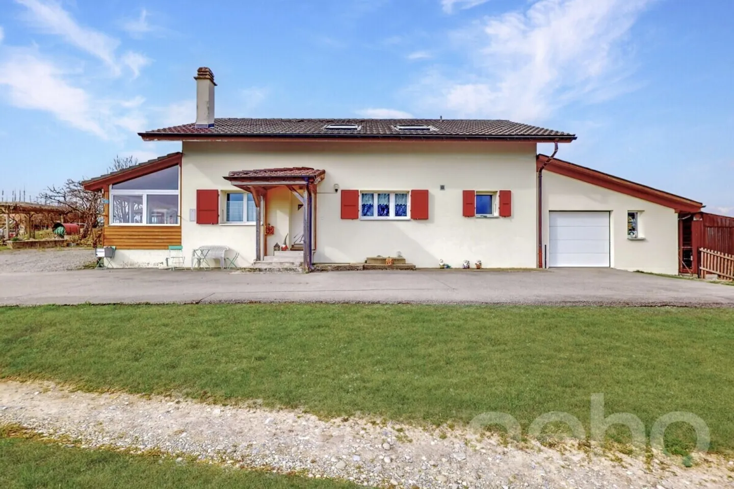 A moment of calm, surrounded by nature - Photo 1 of 13