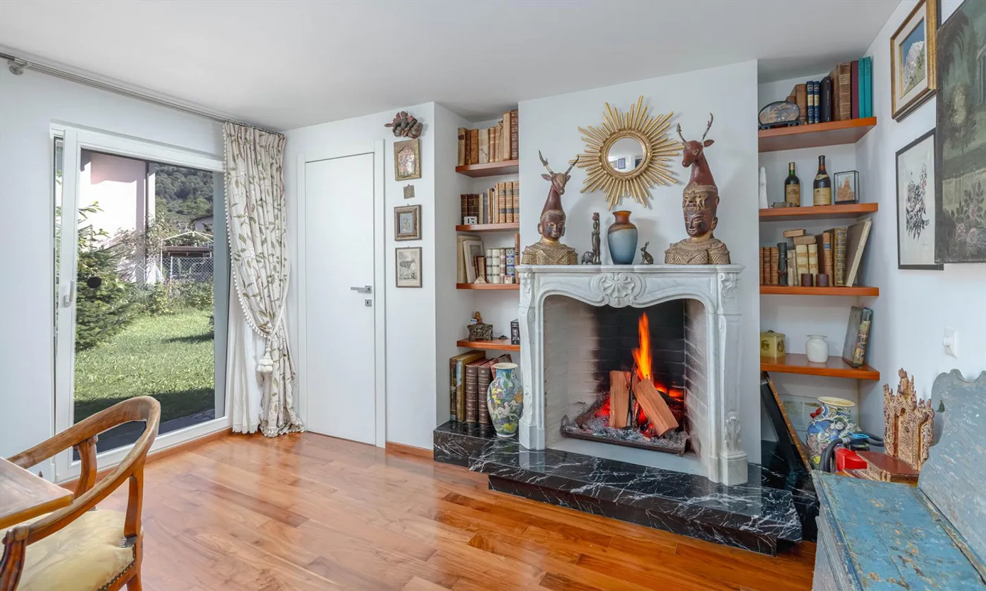 Romantische 5.5-Zimmer-Villa mit Garten in Villa Luganese - Foto 4 von 9