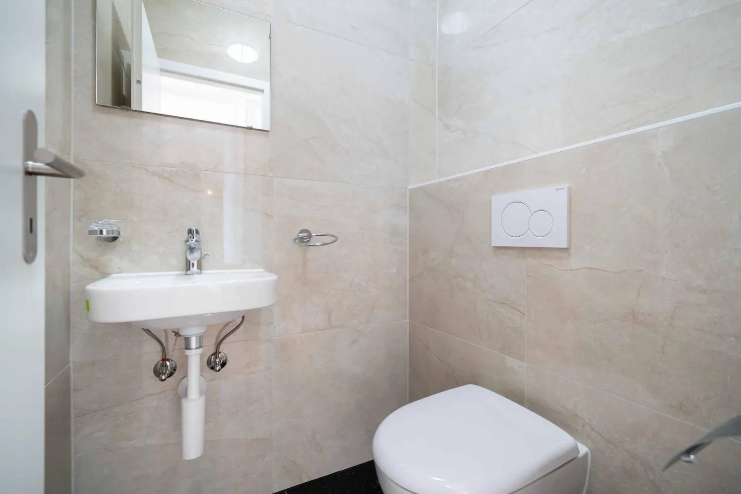 NEU! Wunderschöne 4,5-Zimmer-Wohnung von 138m2 mit Seeblick - Foto 10 von 13