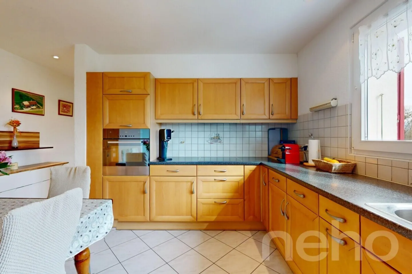 A moment of calm, surrounded by nature - Photo 3 of 13