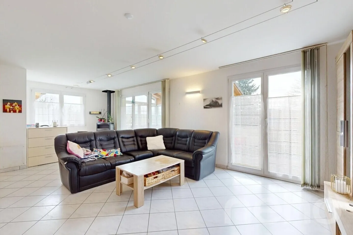 A moment of calm, surrounded by nature - Photo 5 of 13