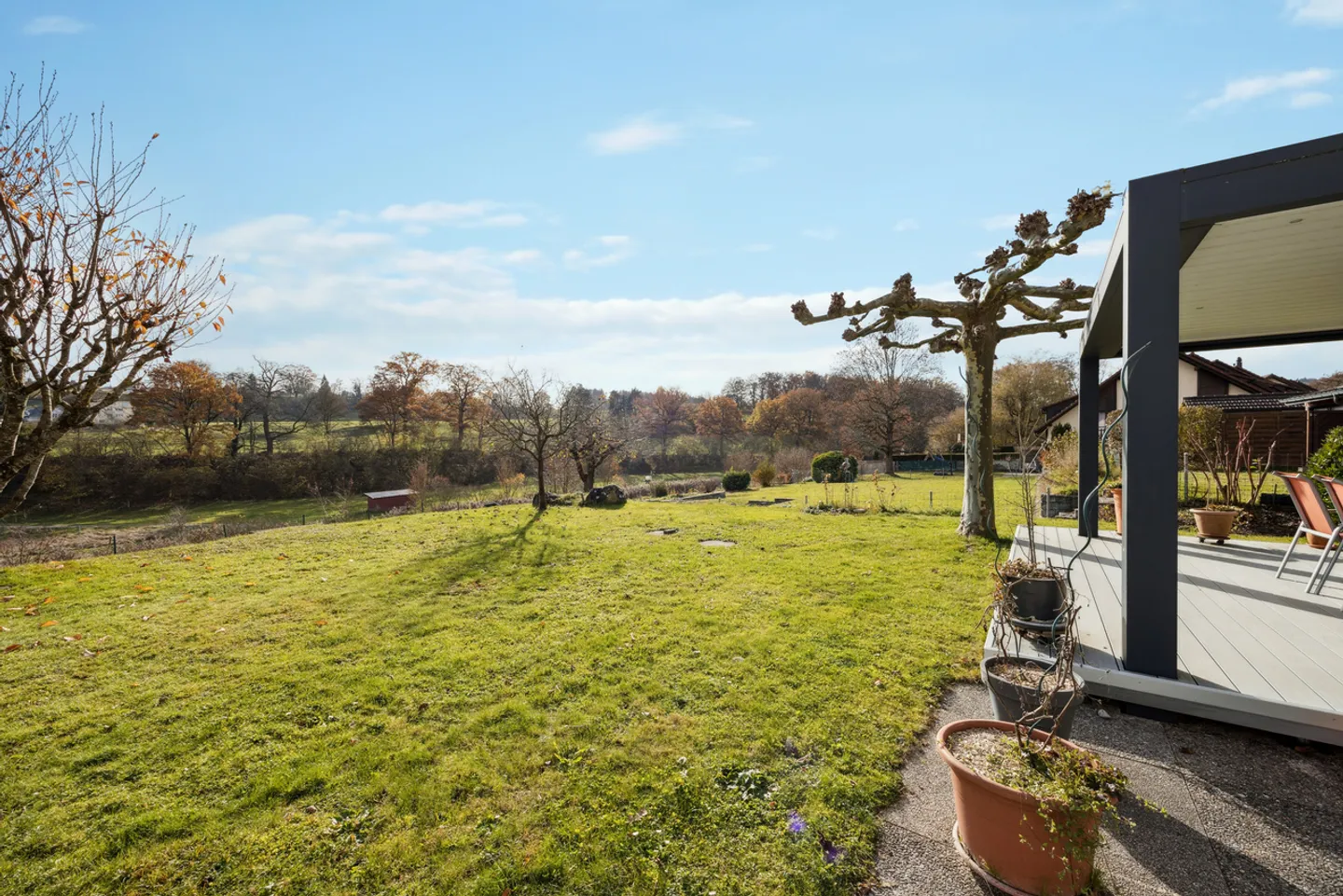 Bella casa a schiera di 6,5 stanze senza affacci diretti - Foto 2 di 7