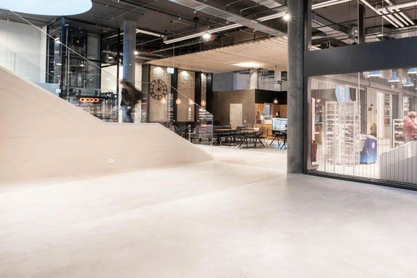 Area Popup nella Hall del Mercato di Steinbock - Foto 3 di 4