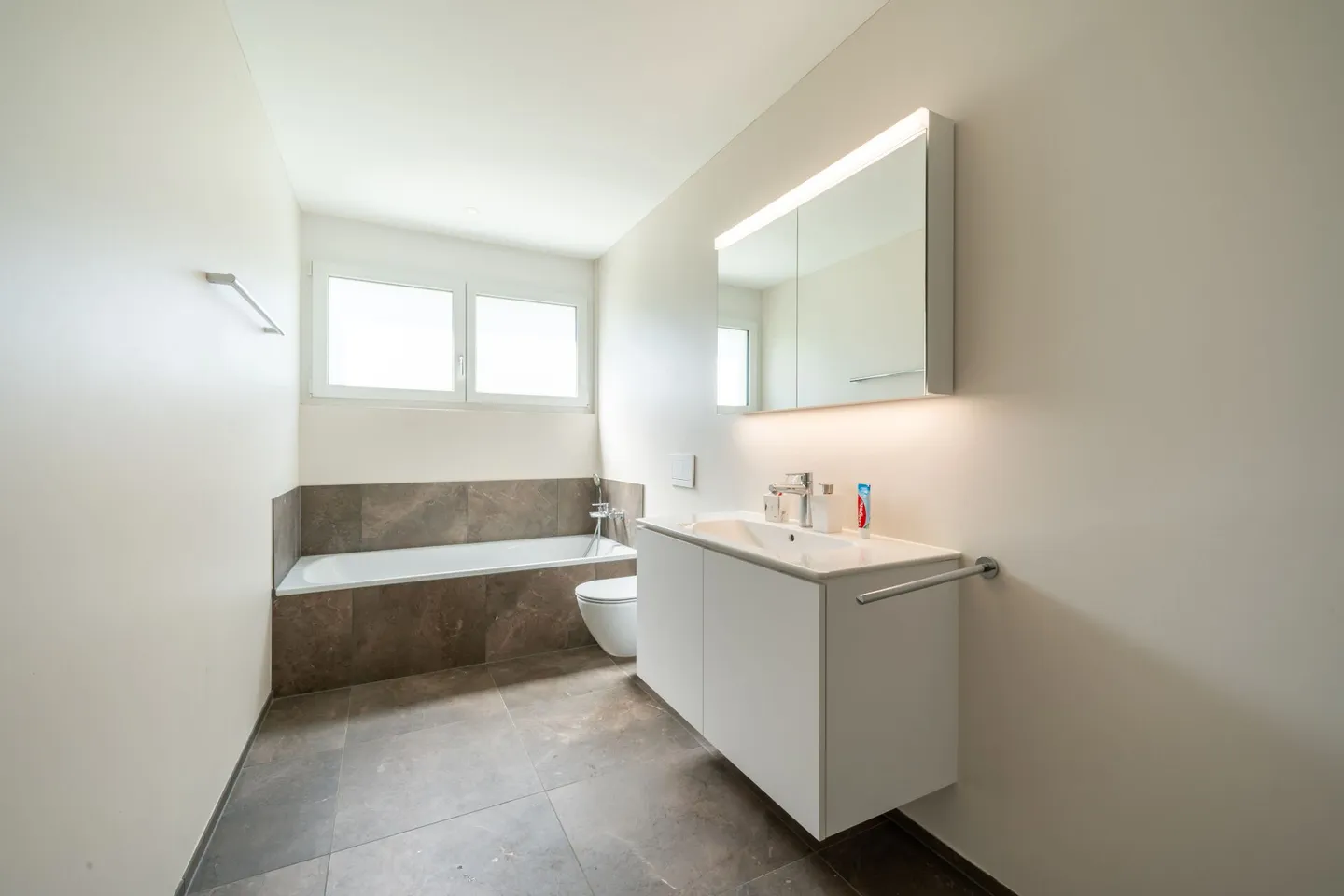 Rêve de Vie - Appartement de Jardin Exclusif 3½ Pièces dans un Emplacement Privilégié! - Photo 6 sur 11